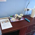 Devon View Guesthouse Swansea